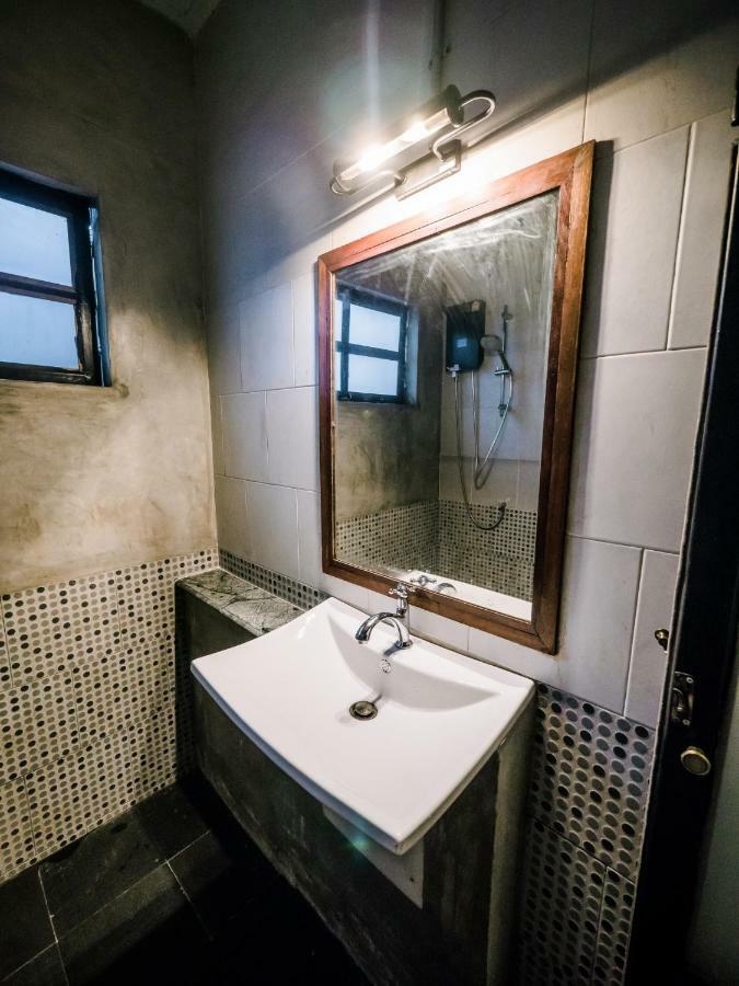 بيت شباب زيدز بانكوك المظهر الخارجي الصورة